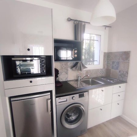 maison aubenas Ucel Bagian luar foto